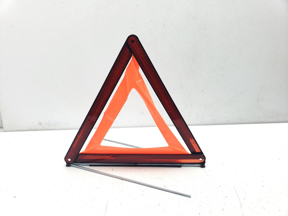 BMW X5 E70 2008 EMERGENCY WARNING HAZARD TRIANGLE 6770487