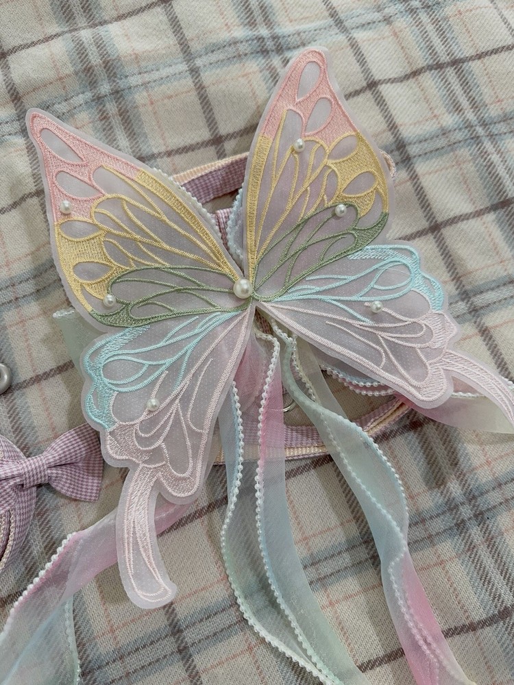 Small Butterfly Hardness With Bowtie Leash