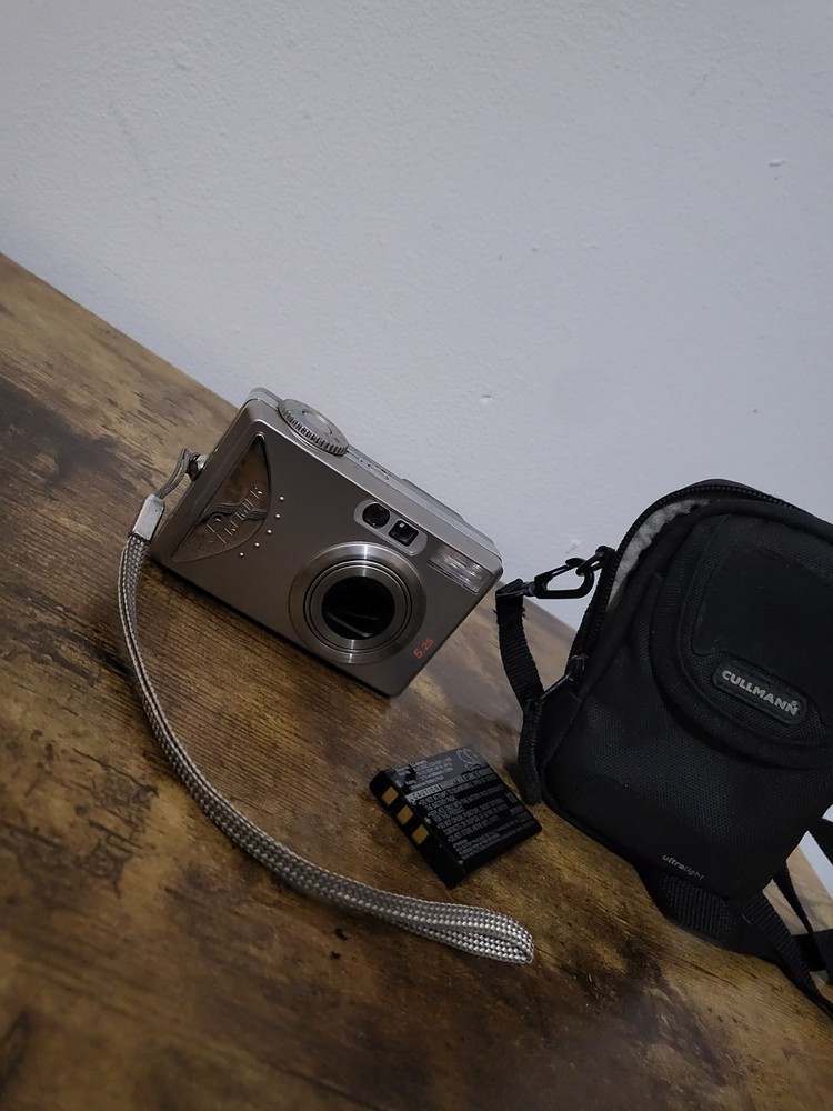 Premier DC-5330 Compact Camera 5.25MP Silver Working + Case