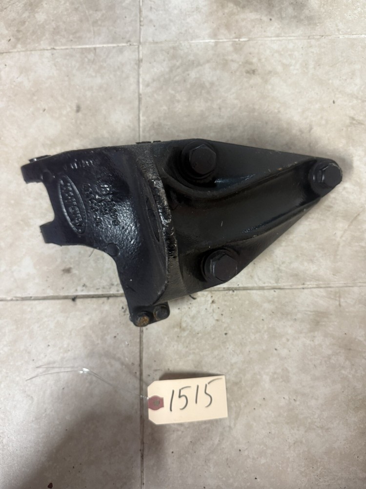PETERBILT REAR CAB SUPPORT ,MOUNT,   BRACKET  SUSPENSION MOUNT 29 05987