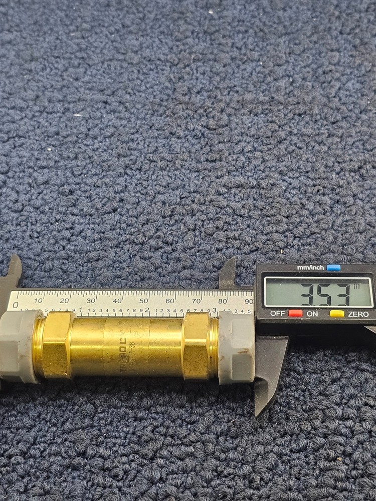 MRCOOL NVCOUPLER-38: 3/8" No-Vac Coupler For Universal Split System