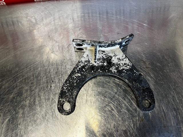 PETERBILT BRACKET-MUFFLER CAB 14-14792