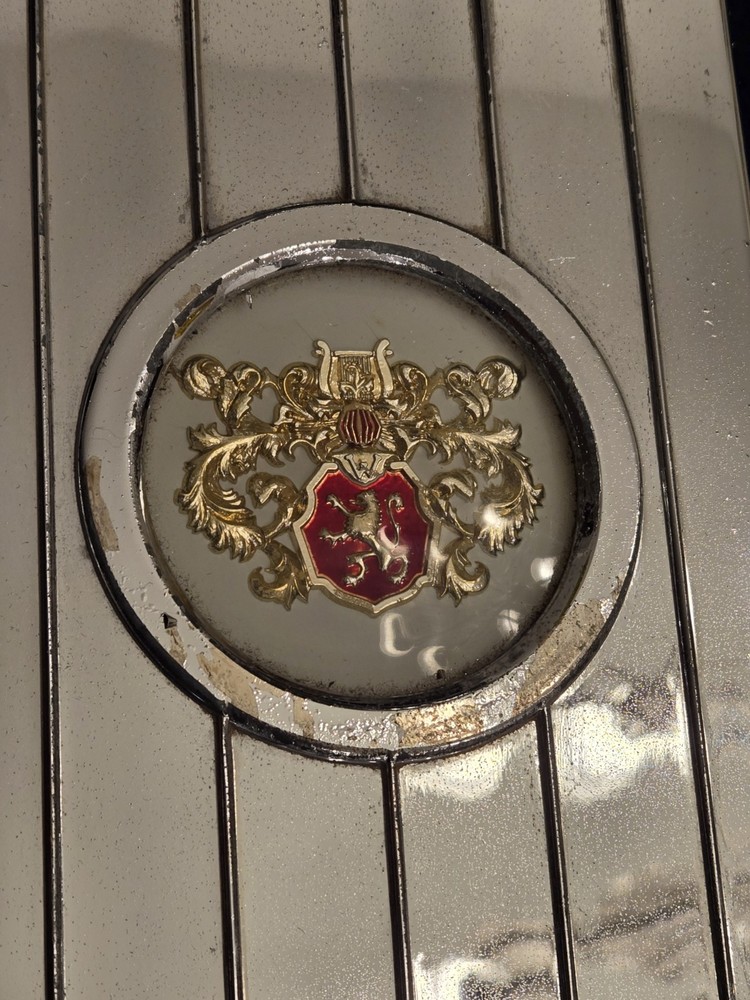 Wurlitzer jukebox wallbox bracket with nice logo