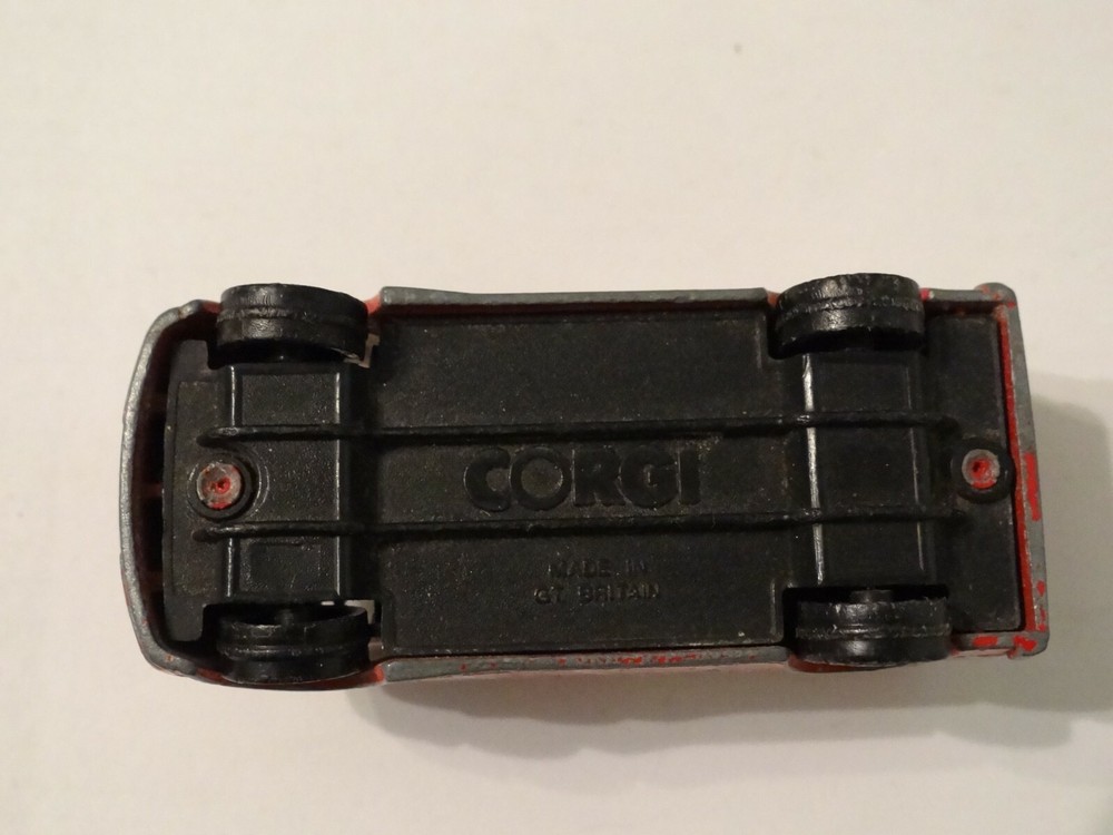 Corgi Model Van Pointers