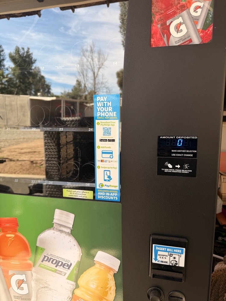 Wittern 3589 Combo Snack & Drink Vending Machine – Card Reader + Bill Acceptor