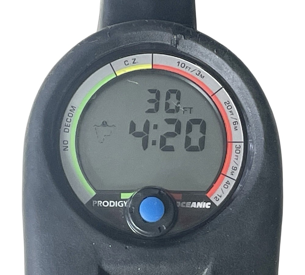Oceanic Prodigy Dive Computer Compass PSI 3 Gauge Console Regulator Scuba Diving