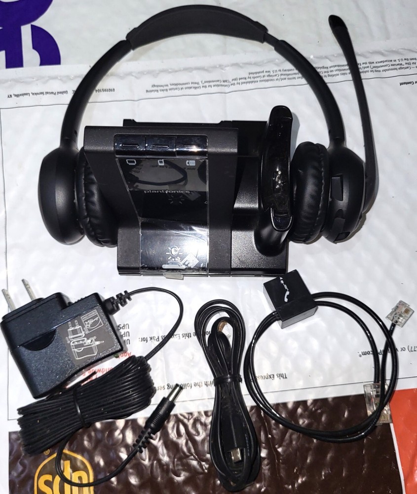 Plantronics Savi W720 Multi-device Noise-Cancel Wireless Headset System. *Great*