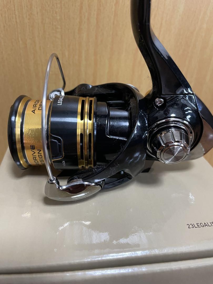 Daiwa 23 LEGALIS LT1000S Spinning Reel in Box New