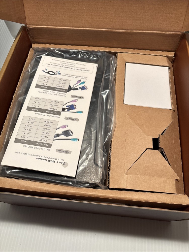 Master-IT Pro 4 Port KVM switch With OSD ConnectPro PR-14-Kit