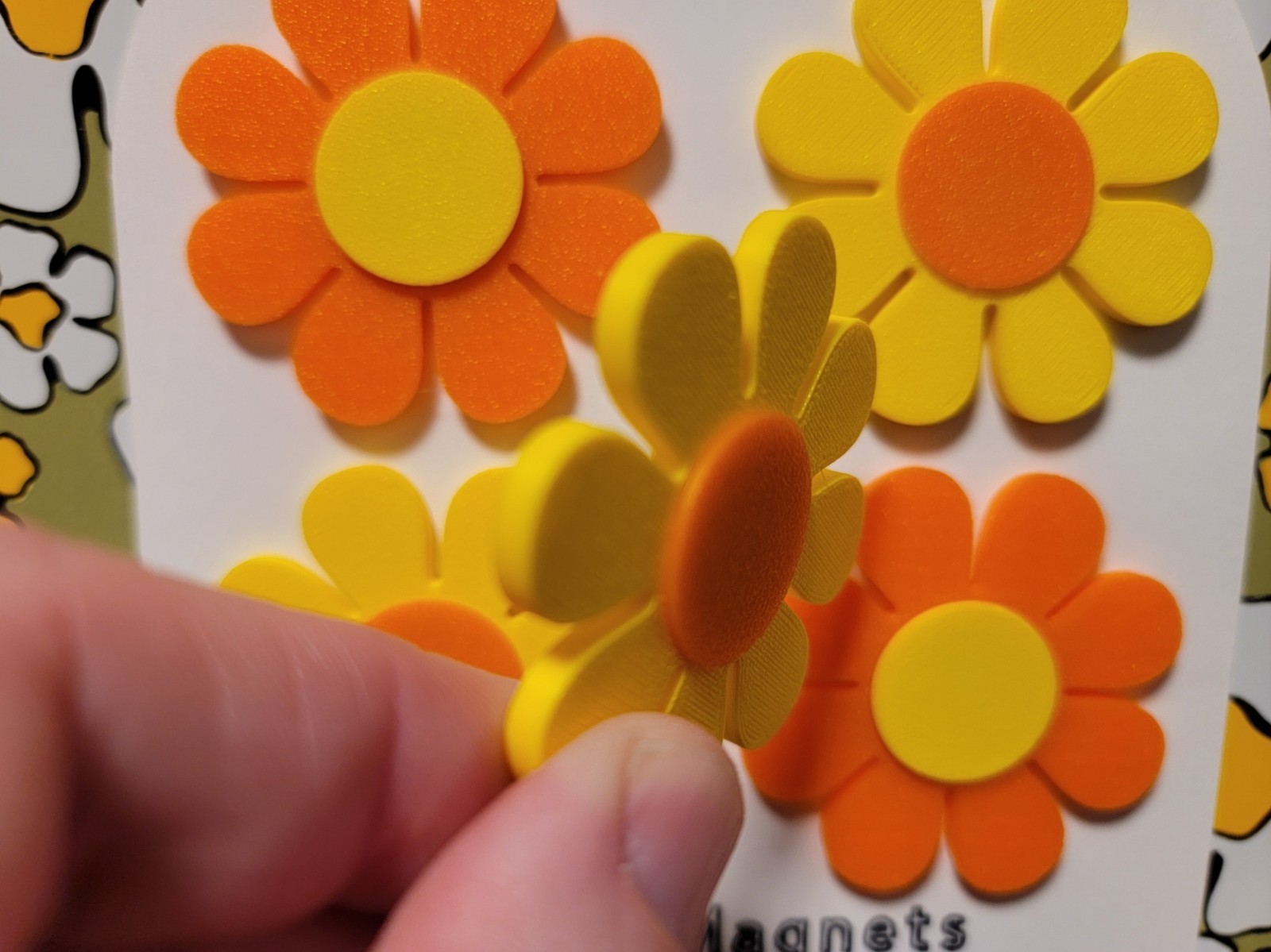 Flower Power Retro Magnets - 2x Yellow 2x Orange - Vintage Retro MCM - NEW!