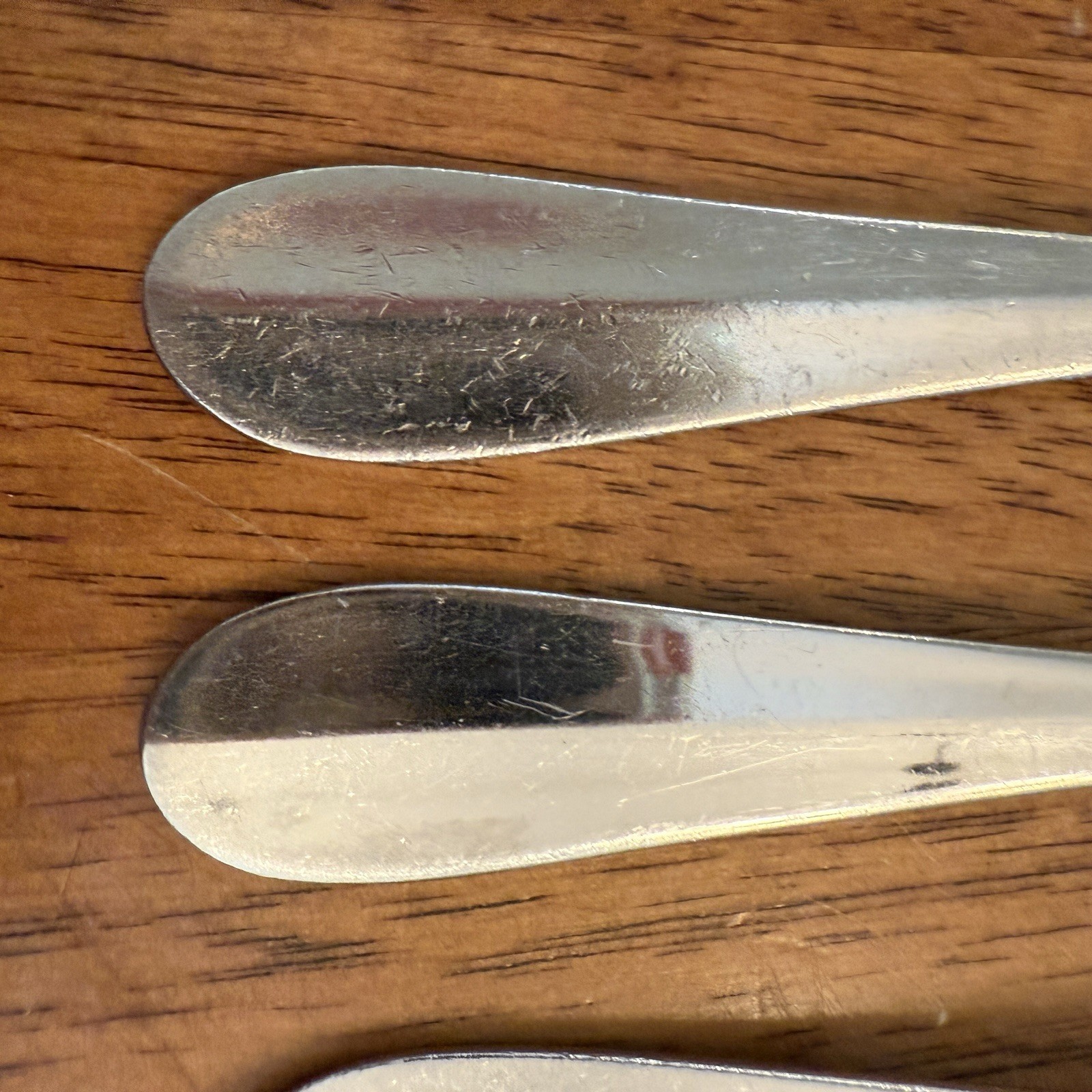 VTG Walco Stainless Steel Flatware Replacement Pieces 4 Salad Forks 1 Spoon