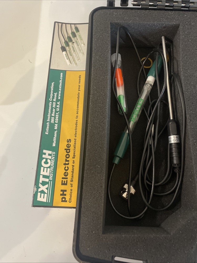 Extech SDL100: PH/ORP Meter SD Logger Kit