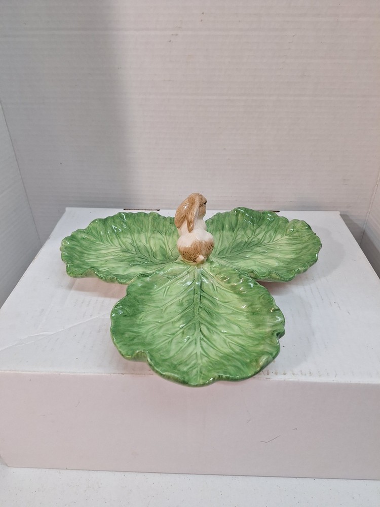 Vtg Ceramic Bunny Cabbage Leaf Divided Plate Easter