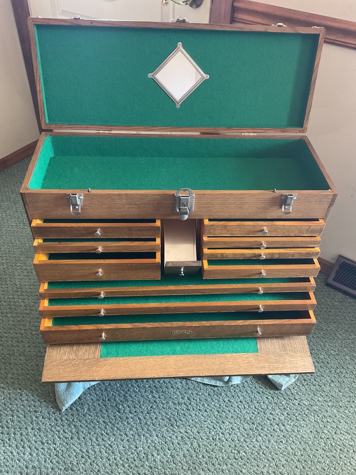 1979 GERSTNER & SONS MODEL 052 JOURNEYMAN MACHINISTS 11-DRAWER WOOD TOOL BOX