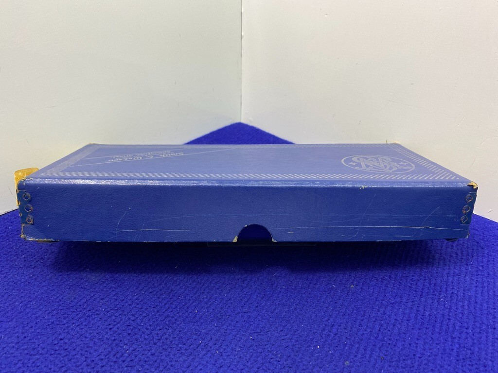 Vintage Smith & Wesson Model 48-4 .22 Magnum Genuine Factory Two-Piece Box