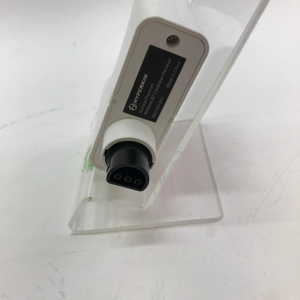 Hyperkin Admiral Premium Wireless BT Controller Receiver M07389-BK