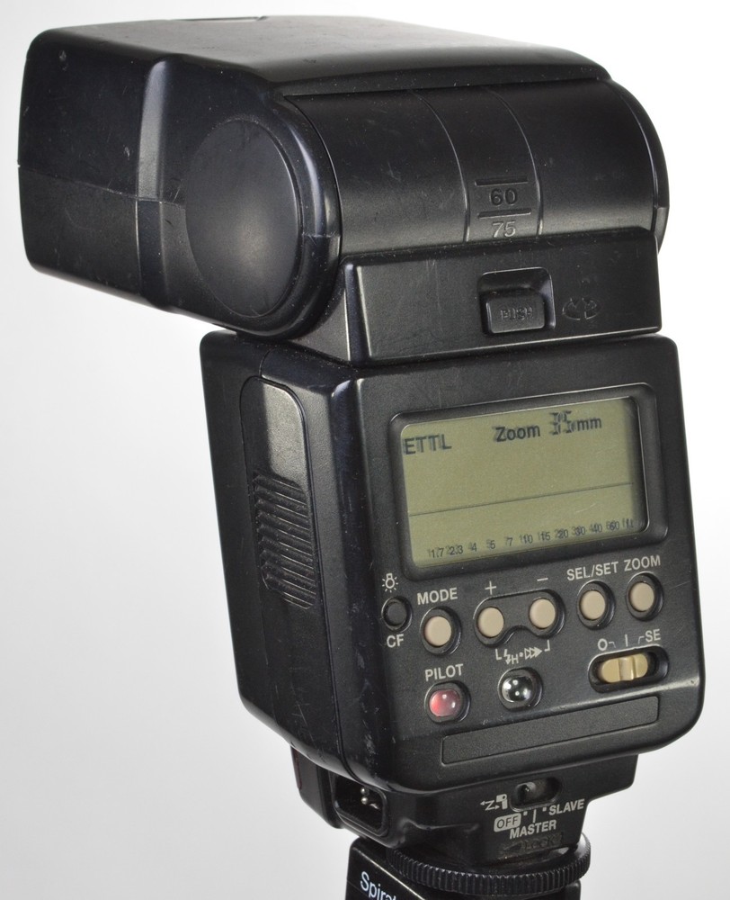 Canon 550EX Speedlite Flash 550EX with diffuser - Tested Working, new batteries