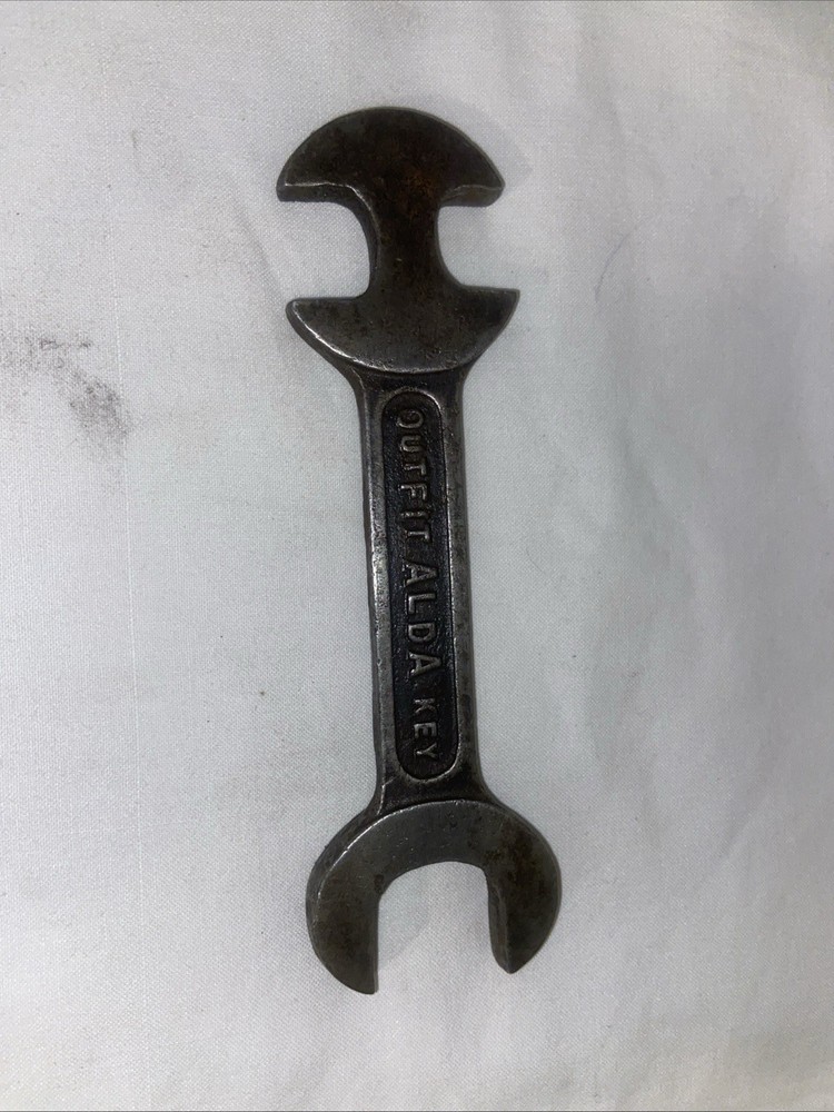 Outfit Alda Key Spanner