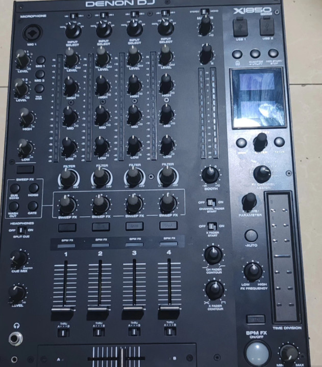 1pcs Denon X1850 Mixing Console
