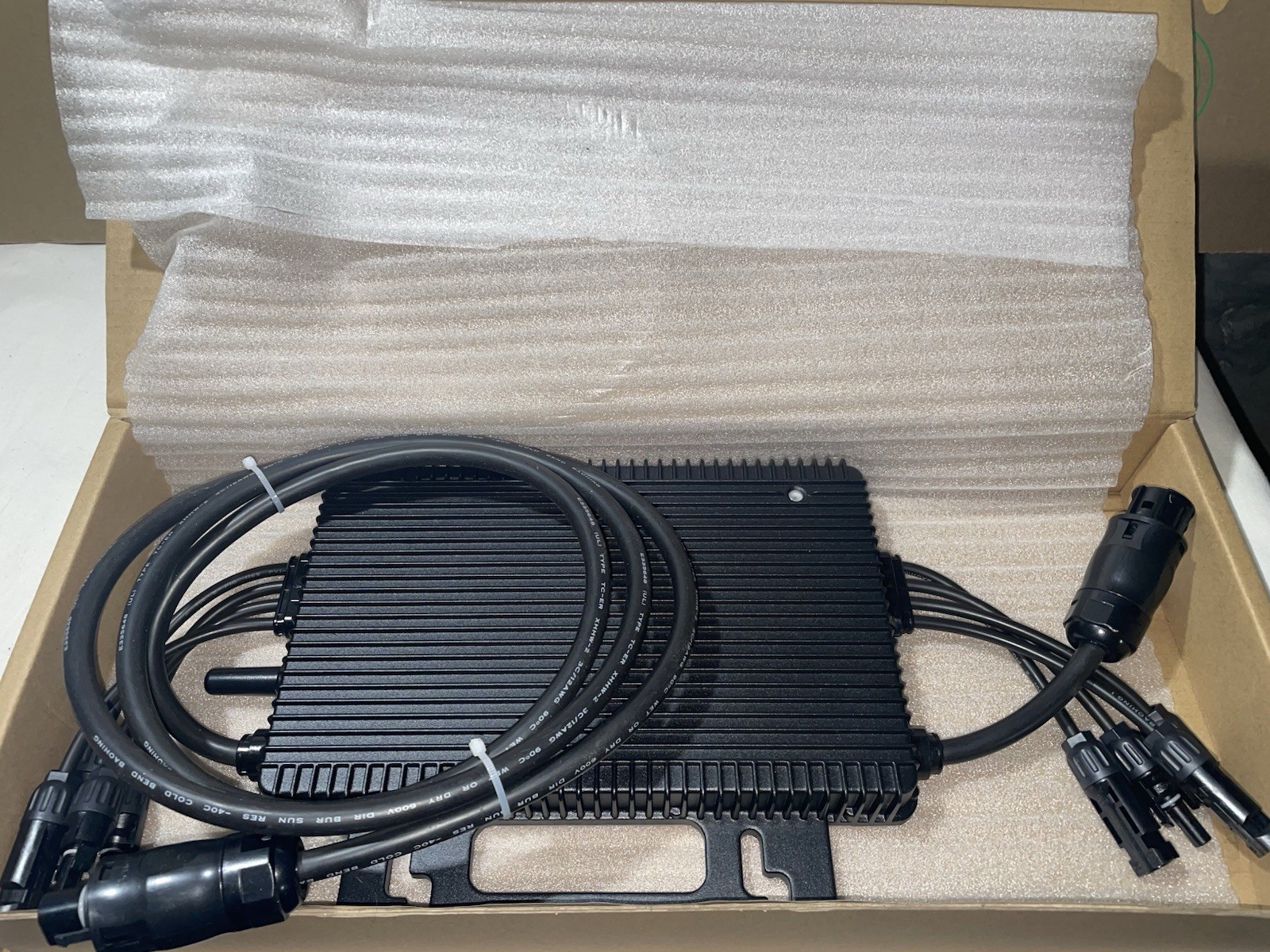 Hoymiles HM1500N Solar Micro Inverter 4-in-1 Grid Tie 240V *BRAND NEW*