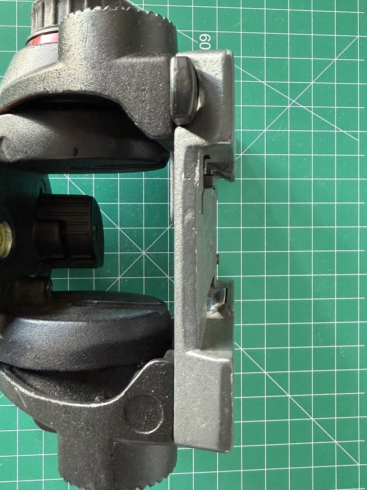 Manfrotto 502H Pro Fluid Video Head with Flat Base, NO SLED