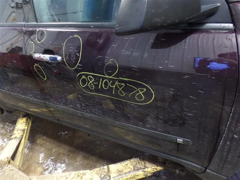 OUTLOOK 2008 Rocker Panel Moulding 9862737