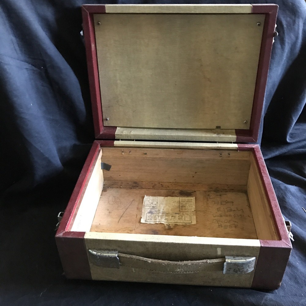 1950s VIDOR Radio Empty Case