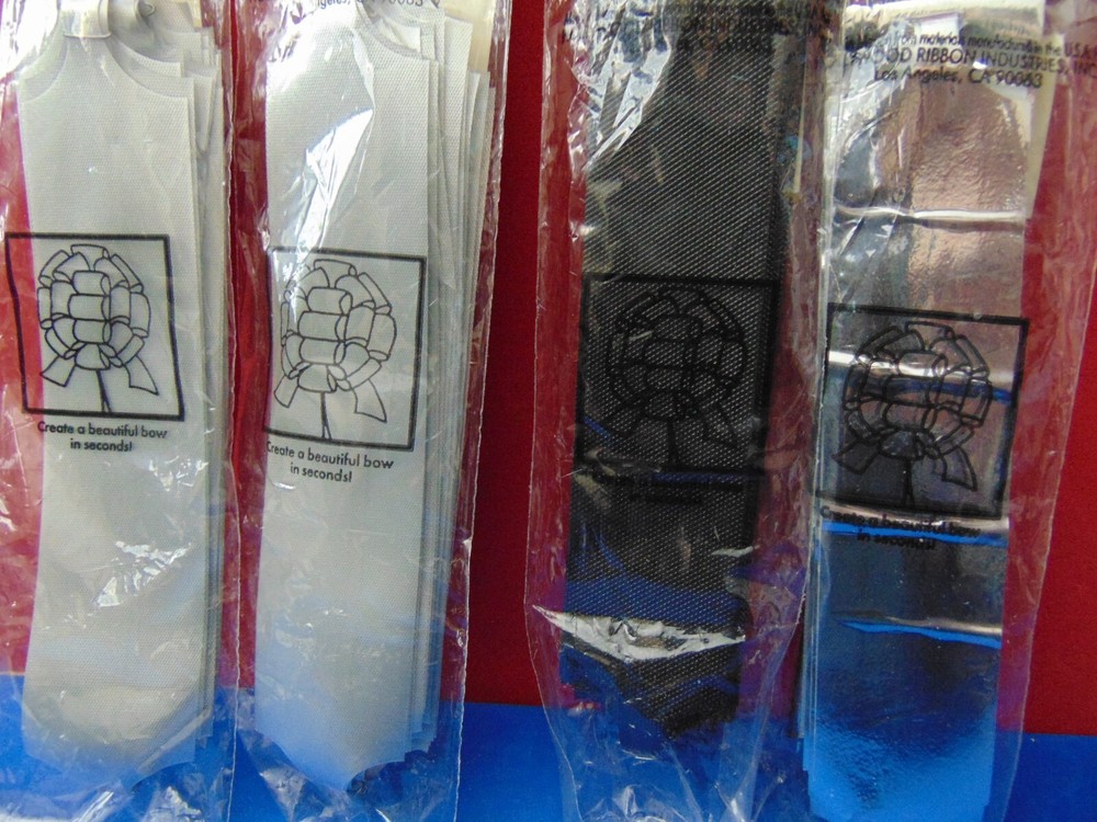 4 Pack Hollywood Ribbon Large 5" Pull String Bow New & Sealed