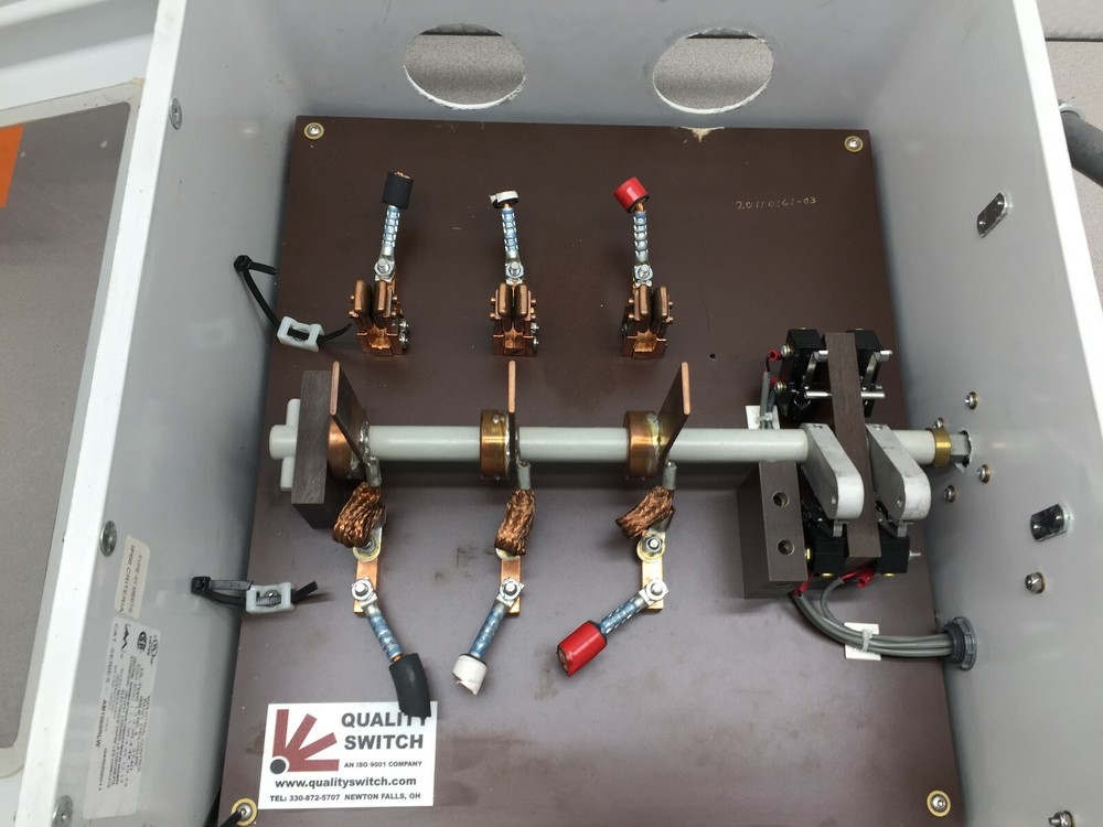 USED QUALITY SWITCH VISABLE DISCONNECT AM1868RLW