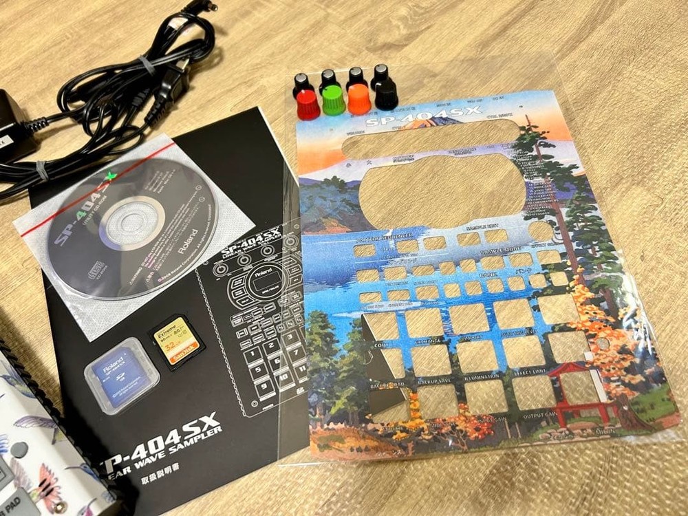 ROLAND SP-404SX Linear Wave Sampler Customized with Accessories jp