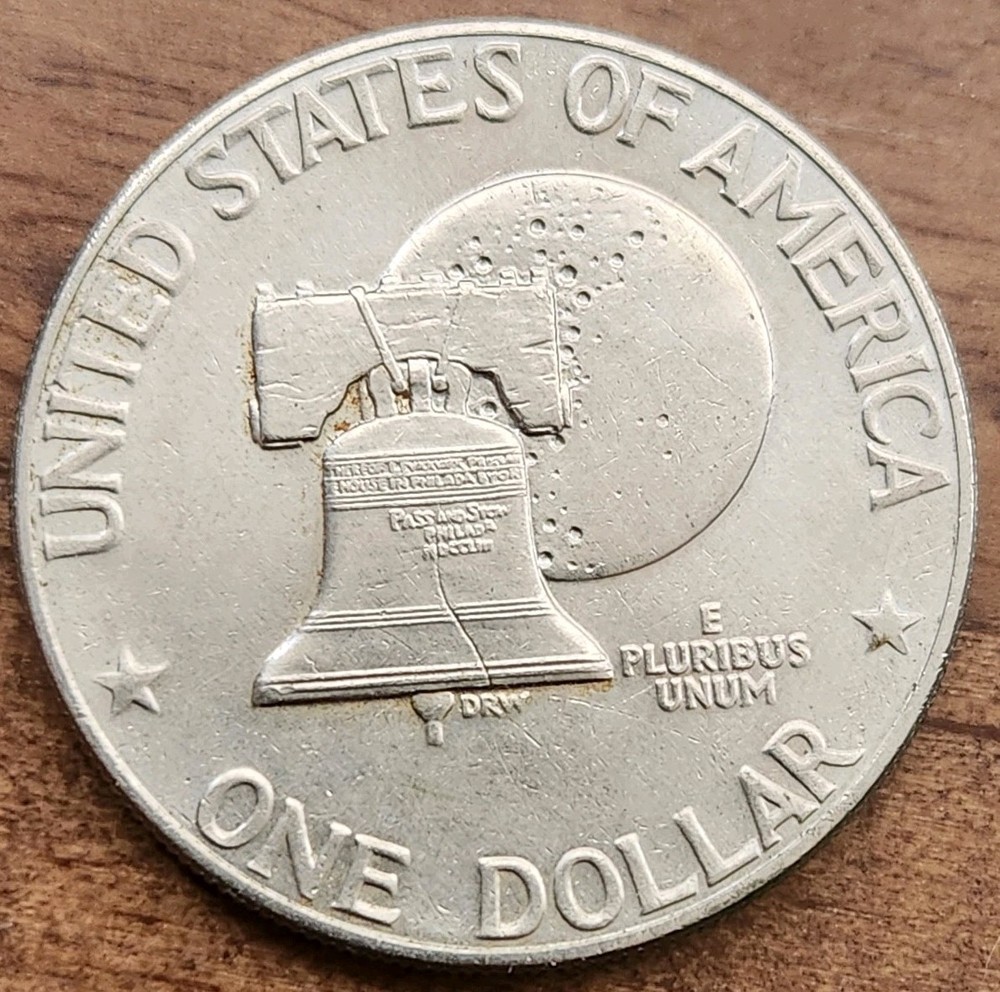 1976 Dwight Eisenhower One ($1) Dollar US Mint Coin.