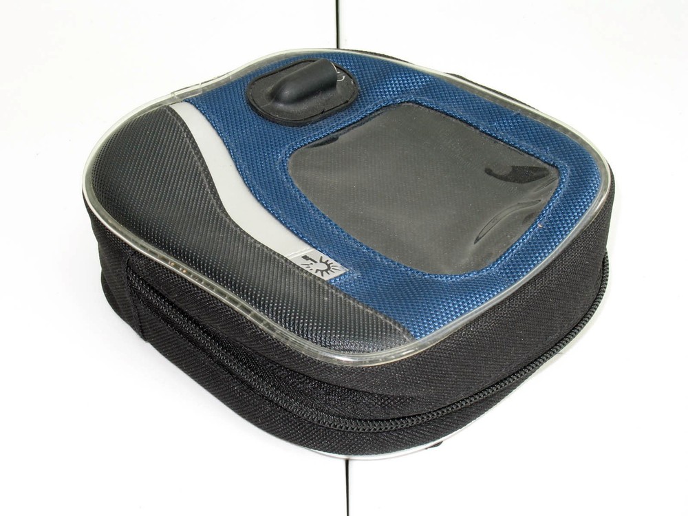 Case Logic CD Player Soft Case w/integral 3.5mm Jack