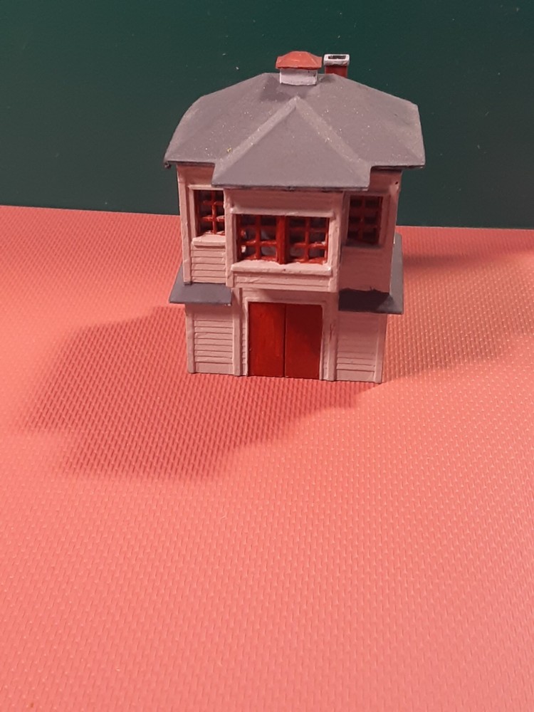 n scale switch tower unpainted