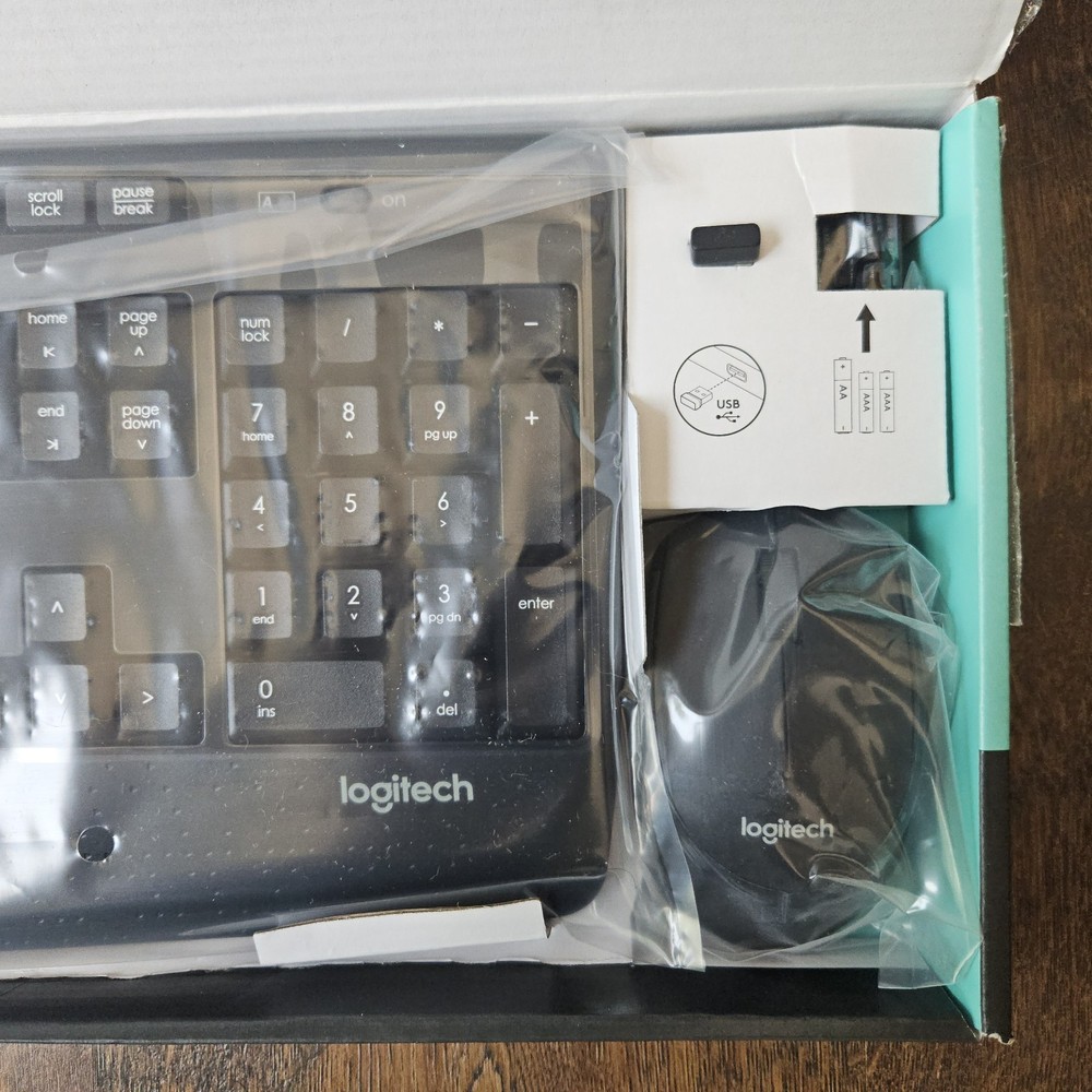 Logitech Wireless Combo Bluetooth Keyboard Mouse Black
