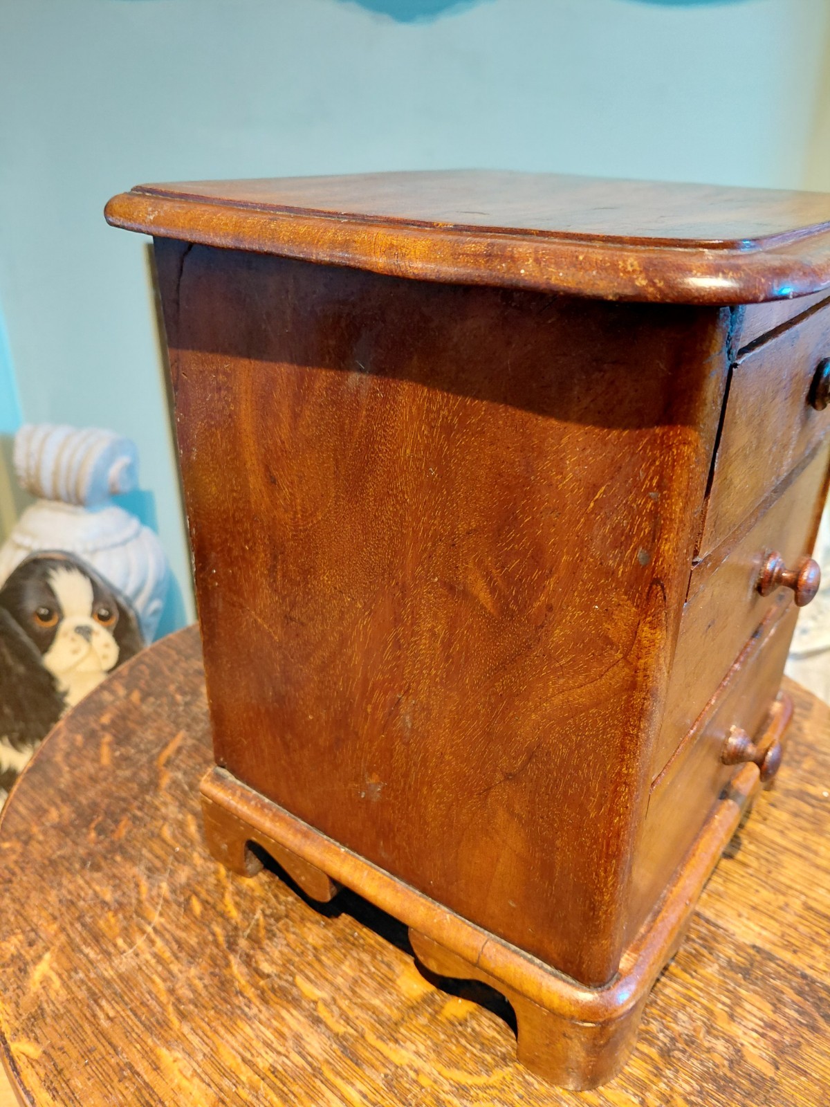 A Victorian Apprentice Piece Chest Of Drawers, Desktop 3 Drawers In Mahogany.