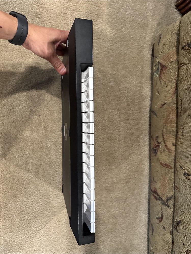 Novation Launchkey 25 With Power Cable - Used