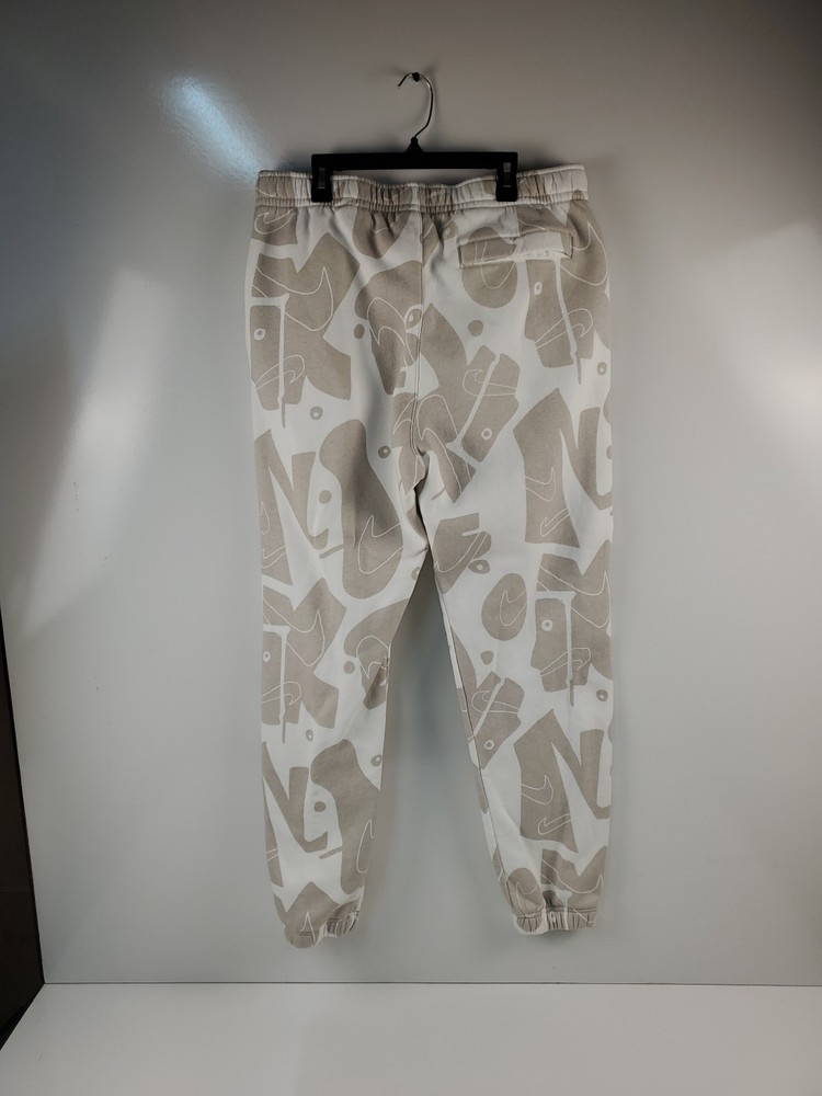 Nike jogger sweatpants size large