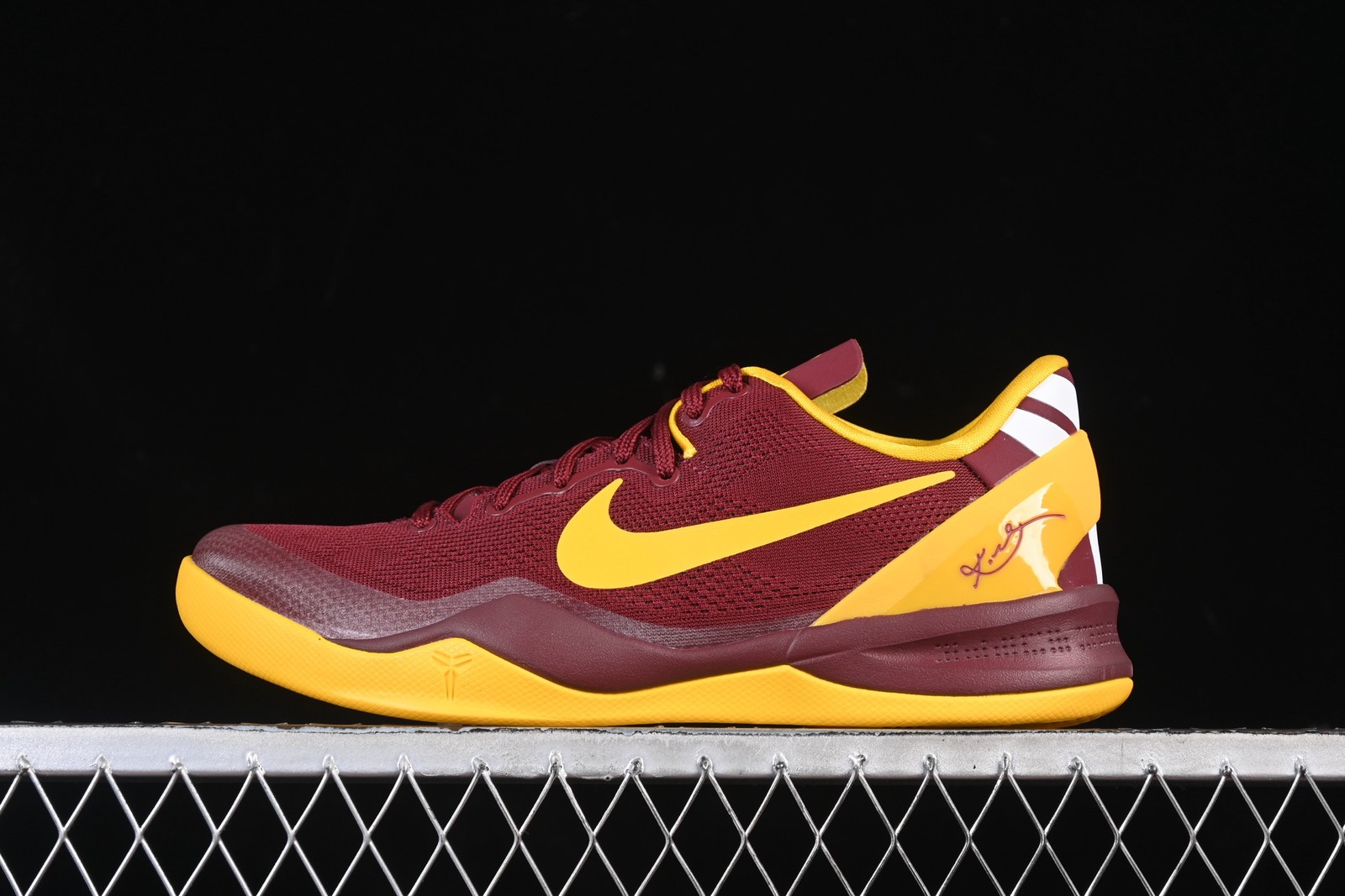 NK Kobe 8 Protro "USC Trojans" Men's Basketball Shoes - Red/Yellow HF7484-600