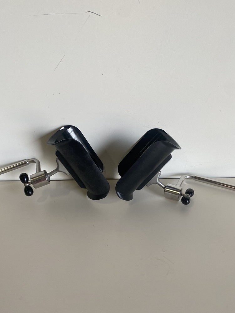 Surgical Knee Crutches
