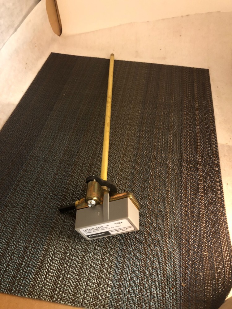 Honeywell LP914A1144 Temp Sensor NEW!