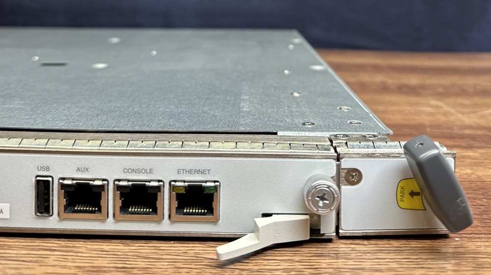 Juniper RE-S-2000 Routing Engine Module