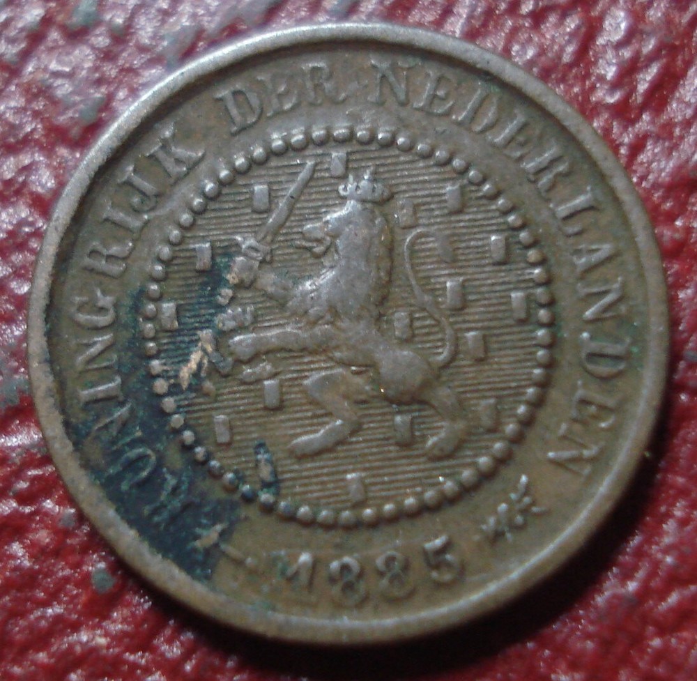 1885 NETHERLANDS 1/2 CENT IN FINE-VF CONDITION