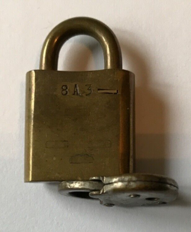 VINTAGE SMALL EUREKA EAGLE LOCK CO BRASS LOCK PADLOCK FLAT LOCK NO KEYS