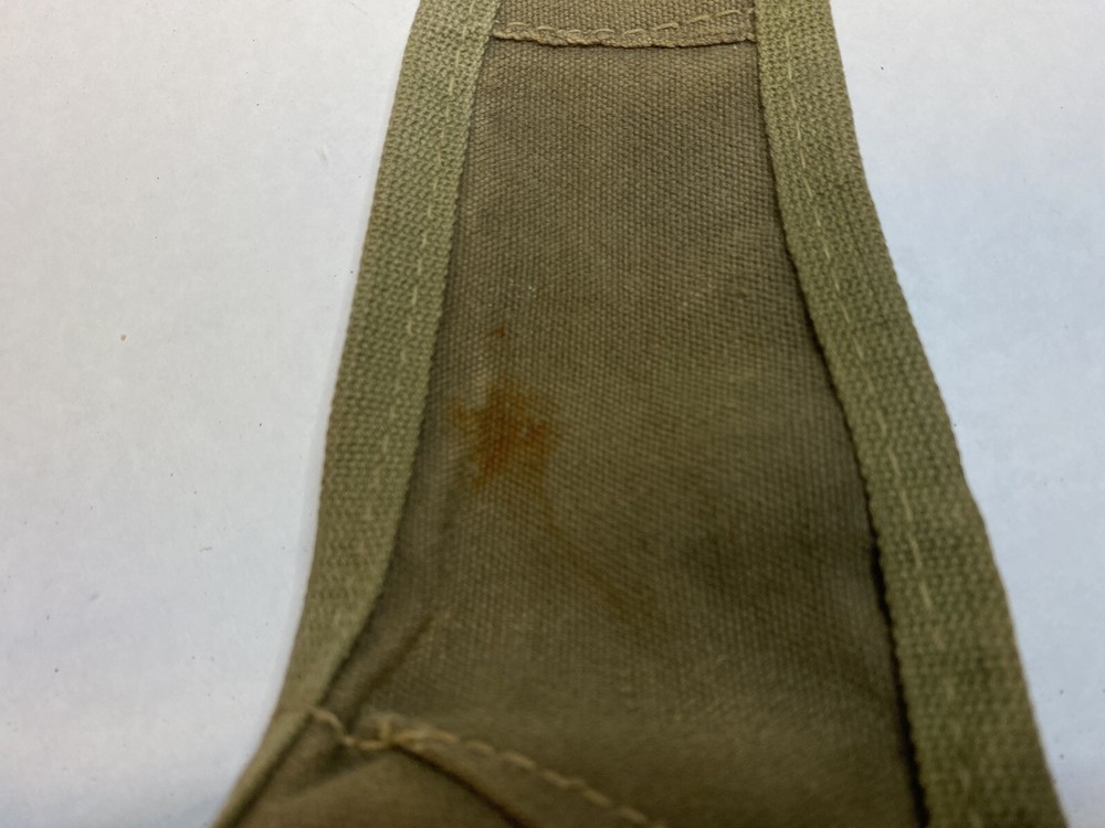 ORIGINAL WWII US USMC MARINE 2nd PATTERN CANTEEN COVER, no hole