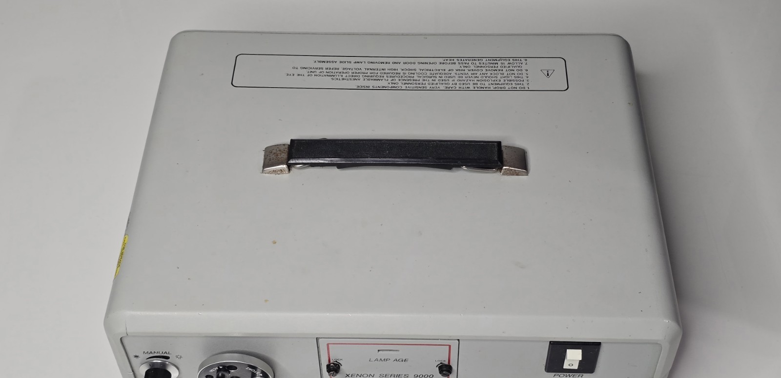 Luxtec 9300 Xenon Series 9000 Light Source