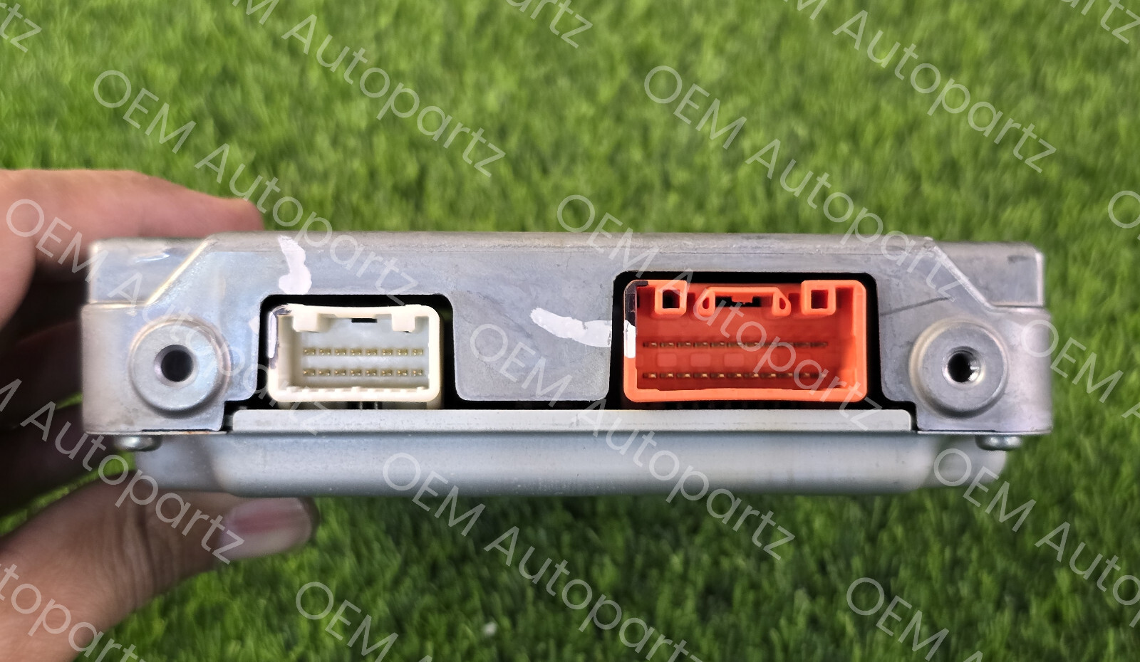 toyota Prius Hybrid 2004-2009 Battery Voltage Sensor with harness 89890-47092