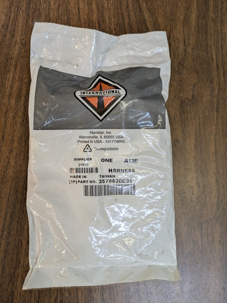 International Navistar 3570620C91 Lamp Socket Electrical Harness