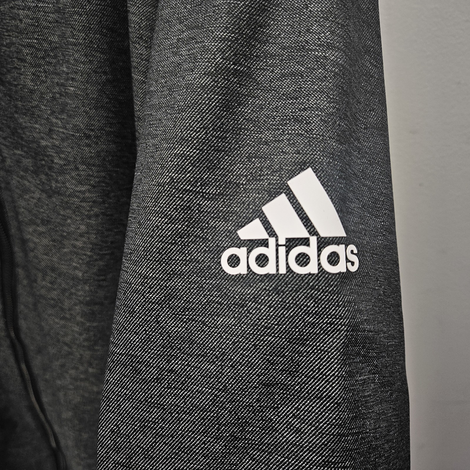 Men's Adidas Game Built Heavyweight Athletic Grey Jacket / BV3956 / Extra Large