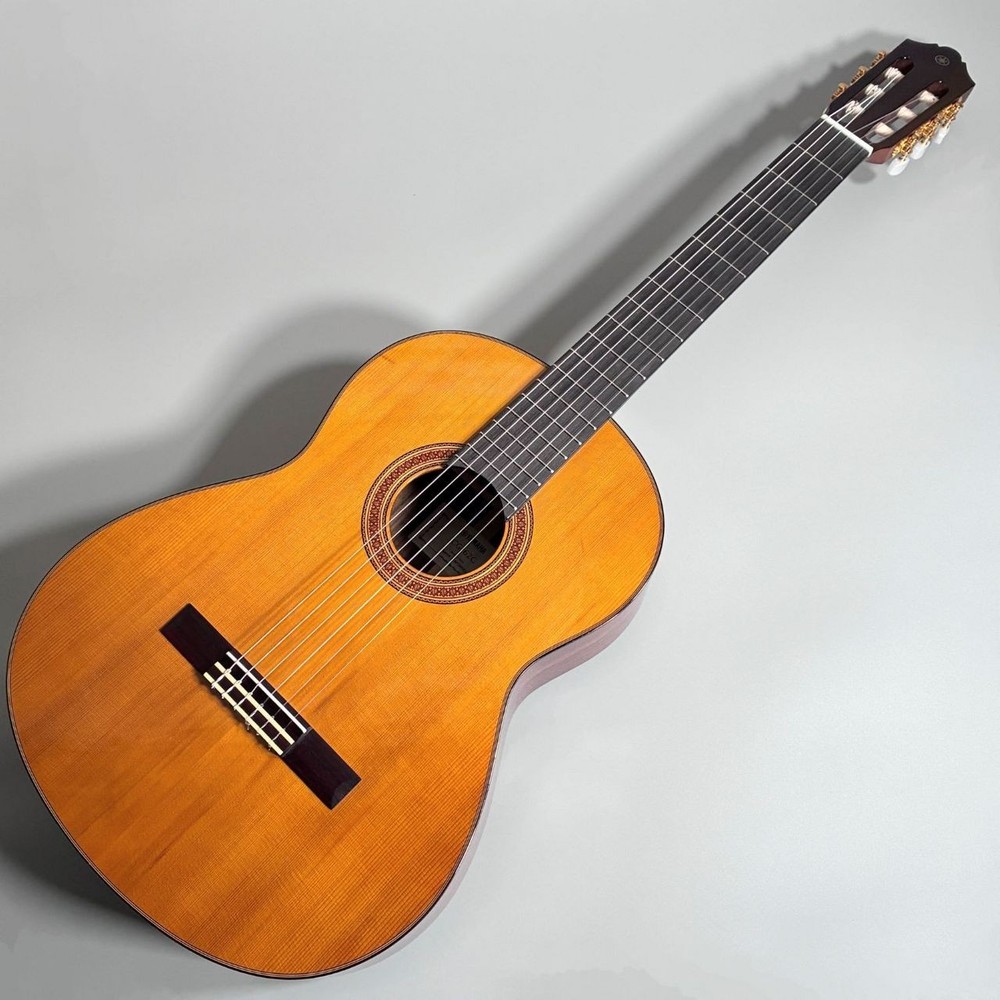 Yamaha CG162C Classical Guitar 650mm with Soft Case, Solid Sitka Spruce Top