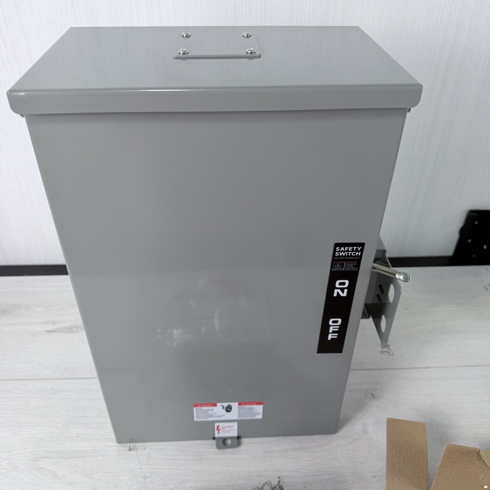 200A Generator Transfer Switch for Home Generator, 48000W Manual Double-Throw